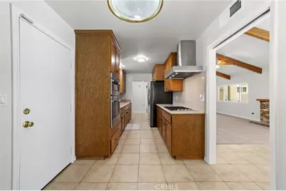 333 E 13th Street, Azusa, CA 91702 - Photo 9