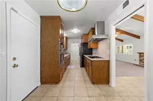 333 E 13th St, Azusa, CA 91702 - Photo 9
