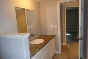 12744 Running Deer, Apple Valley, CA 92308 - Photo 17