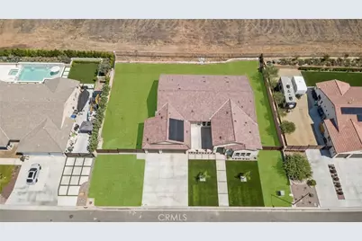 7928 Featherstone Ct, Riverside, CA 92506 - Photo 11