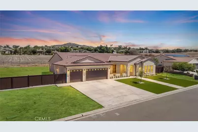 7928 Featherstone Ct, Riverside, CA 92506 - Photo 3