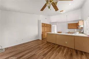14407 Laurel Dr, Riverside, CA 92503 - Photo 9