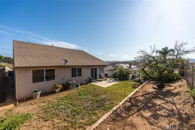 14407 Laurel Drive, Riverside, CA 92503 - Photo 5