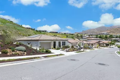 24590 Crestley Drive, Corona, CA 92883 - Photo 57