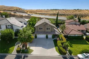 13870 Hidden Valley Rd, Victorville, CA 92395 - Photo 7