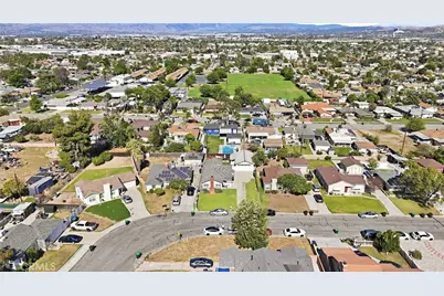 896 Valencia, Colton, CA 92324 - Photo 29