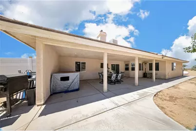 11213 Joshua, Victorville, CA 92392 - Photo 39