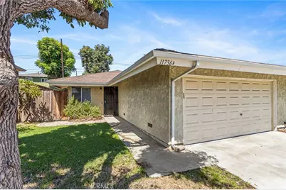 11736 1/2 215th, Lakewood, CA 90715 - Photo 3