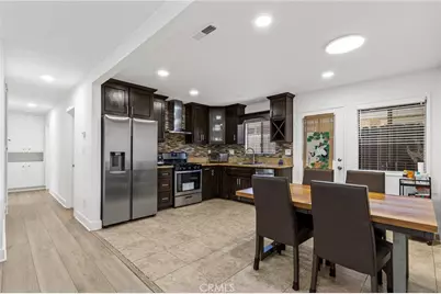 11736 1/2 215th, Lakewood, CA 90715 - Photo 9