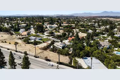 6978 Withers, Riverside, CA 92506 - Photo 57
