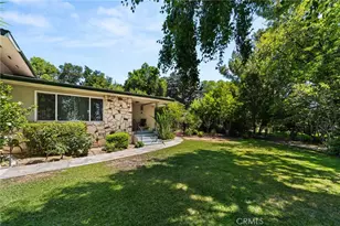 2449 Euclid Crescent, Upland, CA 91784 - Photo 5