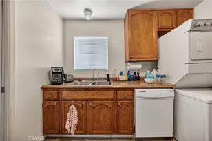 2524 Price, La Verne, CA 91750 - Photo 41