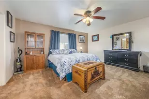 11090 Pinon, Hesperia, CA 92345 - Photo 9