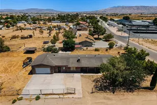 10715 3rd Ave, Hesperia, CA 92345 - Photo 5