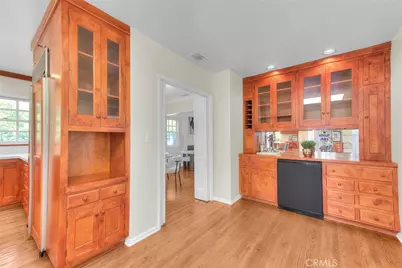 537 Jamestown, Burbank, CA 91504 - Photo 21