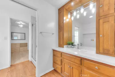 537 Jamestown, Burbank, CA 91504 - Photo 29