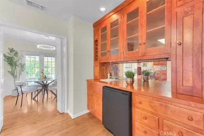 537 Jamestown, Burbank, CA 91504 - Photo 15