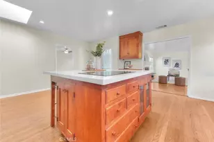 537 Jamestown, Burbank, CA 91504 - Photo 13