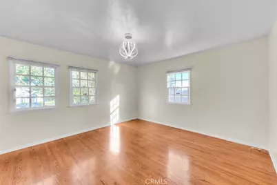 537 Jamestown, Burbank, CA 91504 - Photo 35