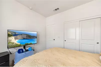 15623 Kings Peak Drive, Fontana, CA 92336 - Photo 17