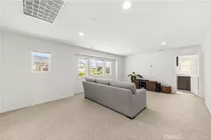 15623 Kings Peak Dr, Fontana, CA 92336 - Photo 19