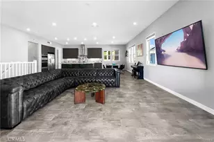115 Frame, Irvine, CA 92618 - Photo 5