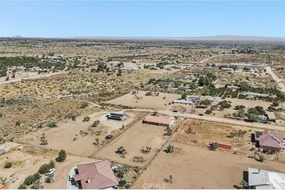 6087 Elsinore Road, Phelan, CA 92371 - Photo 55