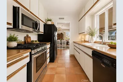 754 W 9th, Claremont, CA 91711 - Photo 9