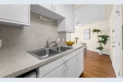 2035 4th Street #202C, Santa Monica, CA 90405 - Photo 11