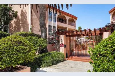 2035 4th Street #202C, Santa Monica, CA 90405 - Photo 1