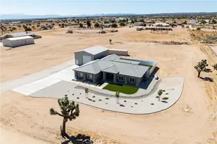 8029 Avenal, Phelan, CA 92371 - Photo 41