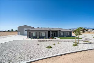 8029 Avenal, Phelan, CA 92371 - Photo 1