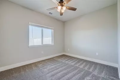8029 Avenal, Phelan, CA 92371 - Photo 27