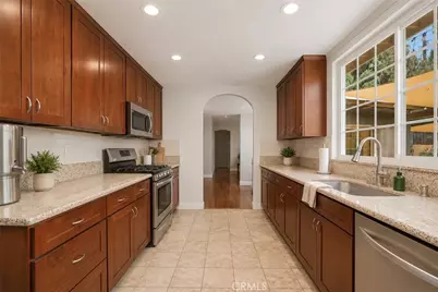 408 S Rodilee Avenue, West Covina, CA 91791 - Photo 11