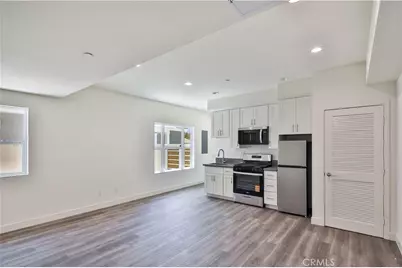 6826 Whitman Avenue, Van Nuys, CA 91406 - Photo 33