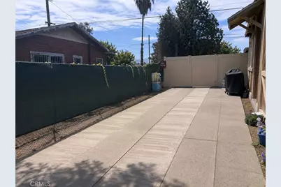 210 E 9th, San Bernardino, CA 92410 - Photo 7