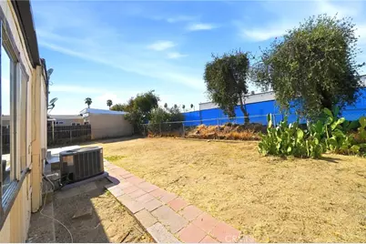2848 W Walnut Street, Rialto, CA 92376 - Photo 45