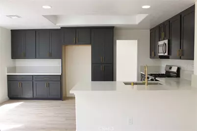 13281 Luna, Victorville, CA 92392 - Photo 9