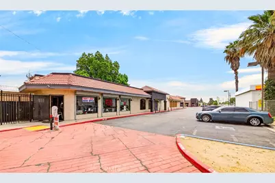 118 E Foothill, Rialto, CA 92376 - Photo 7
