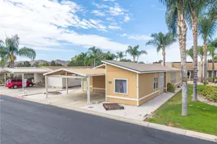 1371 Bishop, Hemet, CA 92545 - Photo 35
