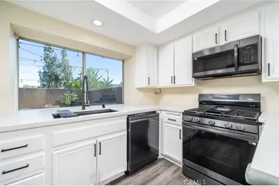 835 Maitland Privado, Ontario, CA 91762 - Photo 9