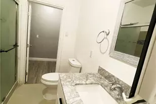 1317 Linwood, Los Angeles, CA 90017 - Photo 7