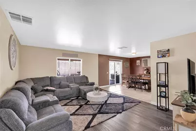13853 Colorado, Victorville, CA 92394 - Photo 5