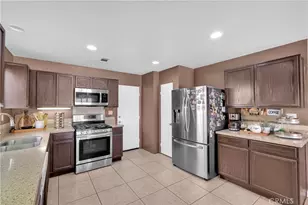 13853 Colorado, Victorville, CA 92394 - Photo 11