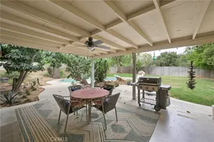 414 Via Vista Dr, Redlands, CA 92373 - Photo 23