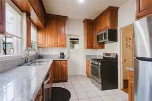 1332 Masselin Ave #A&amp b, Los Angeles, CA 90019 - Photo 13