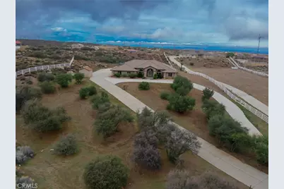 10282 Farmington, Oak Hills, CA 92344 - Photo 33