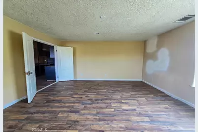 10282 Farmington, Oak Hills, CA 92344 - Photo 27