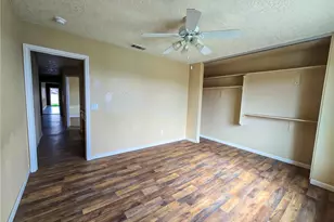 10282 Farmington, Oak Hills, CA 92344 - Photo 11