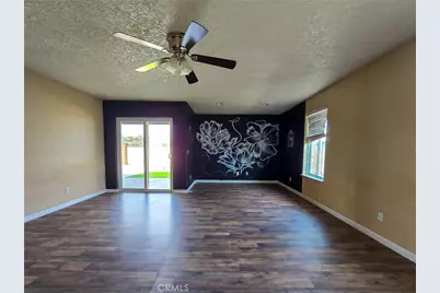 10282 Farmington, Oak Hills, CA 92344 - Photo 15